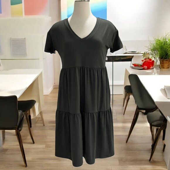 Market & Spruce Olive Green Tiered Babydoll Dress M V Neck Trendy Flowy Casual - Picture 1 of 9